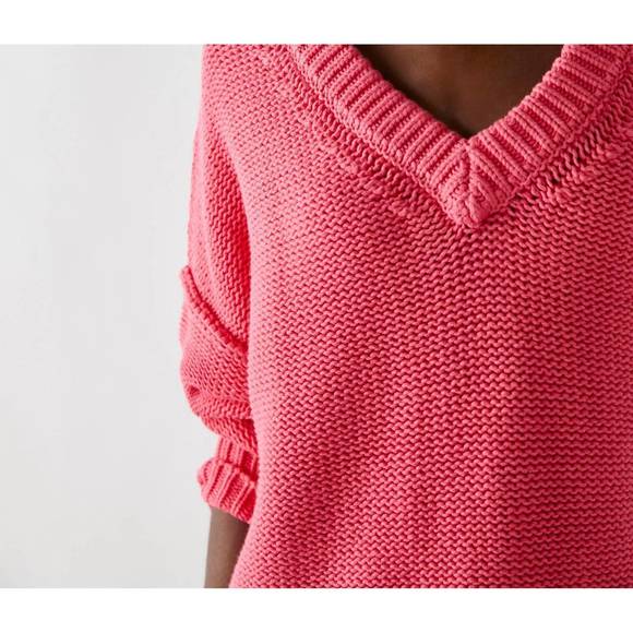 NEW FREE PEOPLE alli v neck in strawberry spritz - Picture 3 of 3